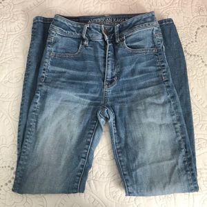 Light American Eagle Skinny High Wasted Jeans🤩